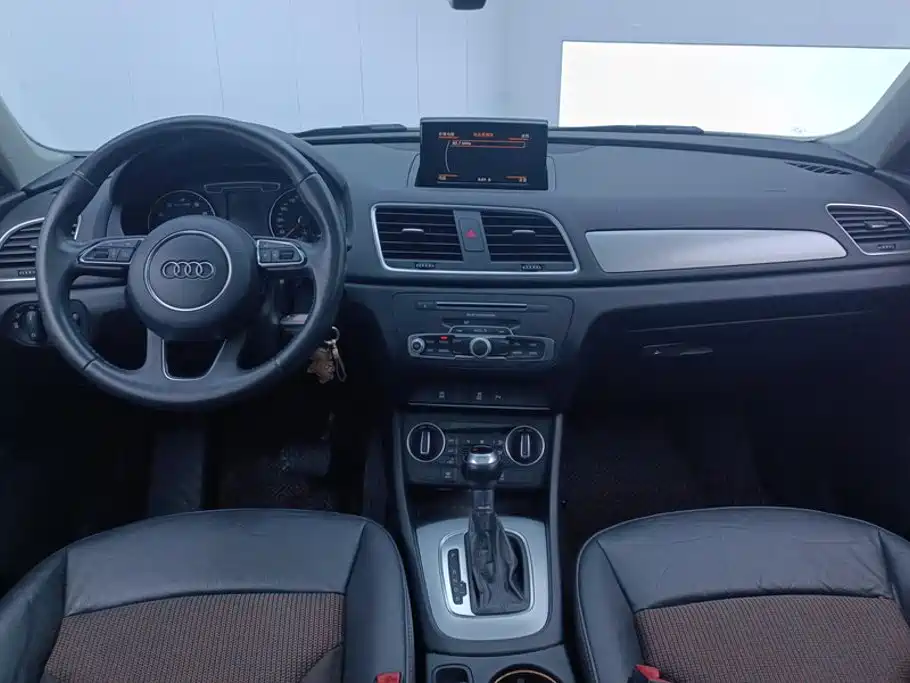 Audi Q3 — миниатюра 12