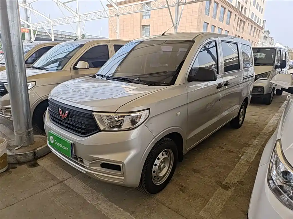 Wuling Hongguang V 2022 1.5L Dynamic Take Edition Electric Dynamic Assist LAR