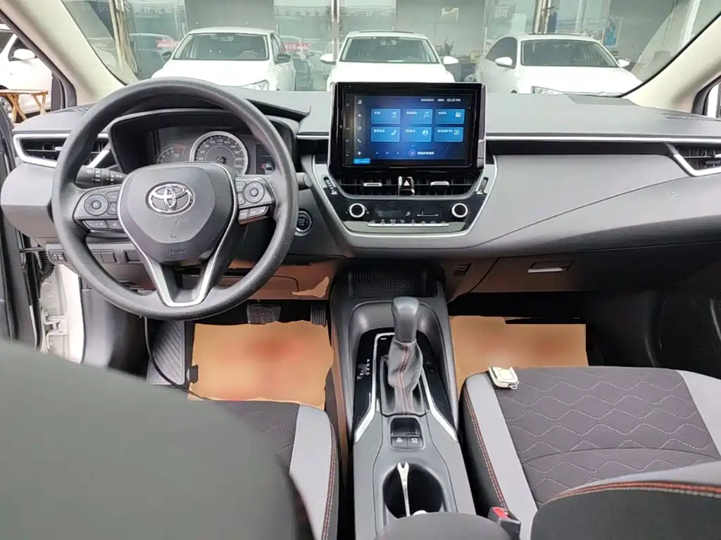 Toyota Corolla — миниатюра 10