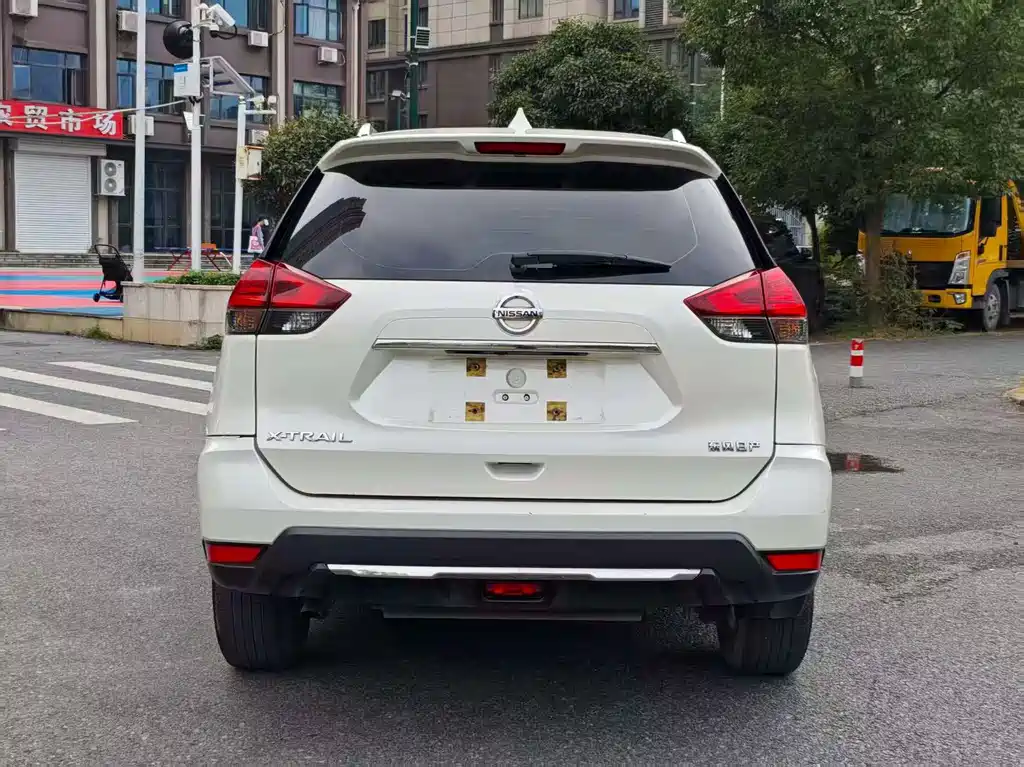 Nissan X-Trail — миниатюра 8