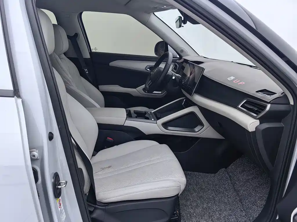 BYD Yuan UP — миниатюра 10