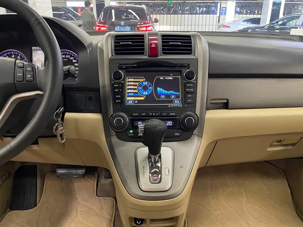 Honda CR-V — миниатюра 16