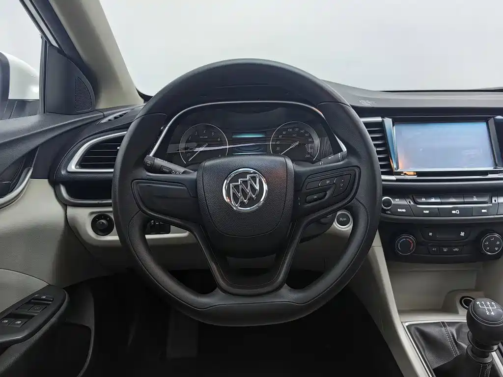 Buick Excelle — миниатюра 11