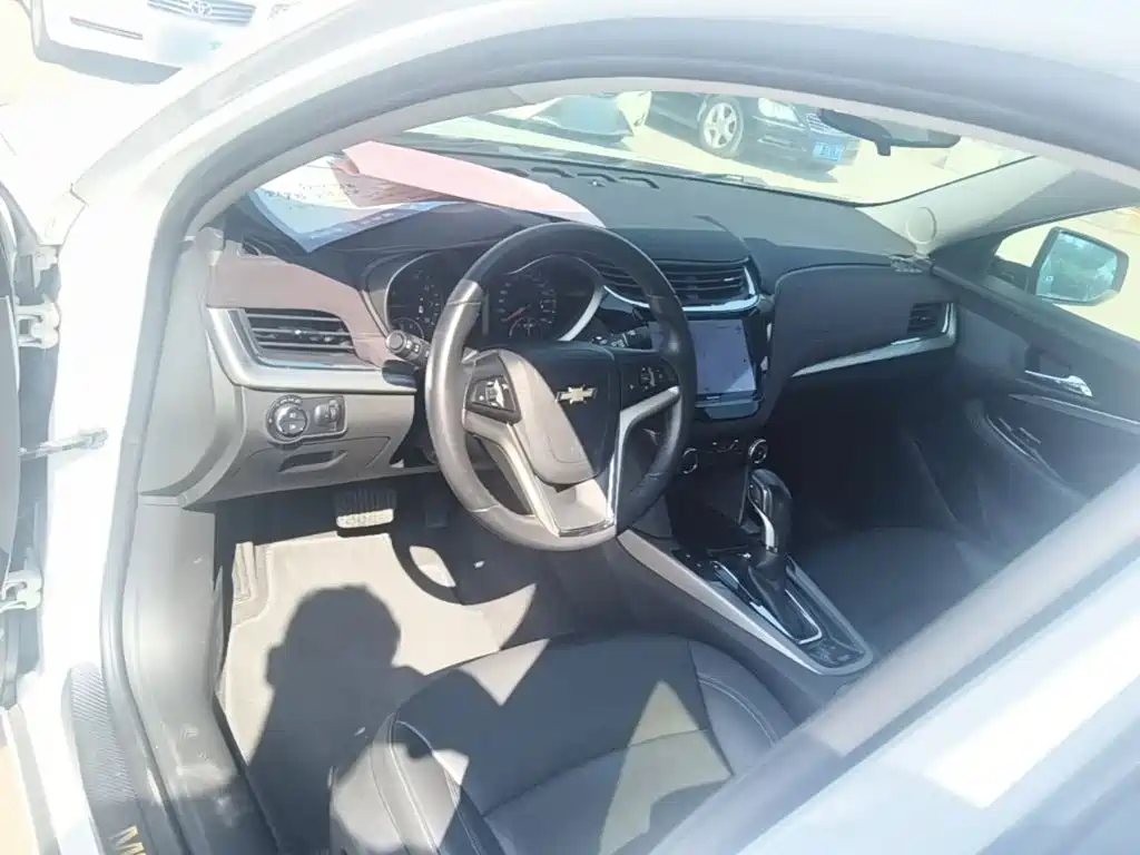 Chevrolet Malibu — миниатюра 10