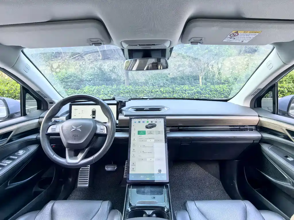 XPeng P5 — миниатюра 6
