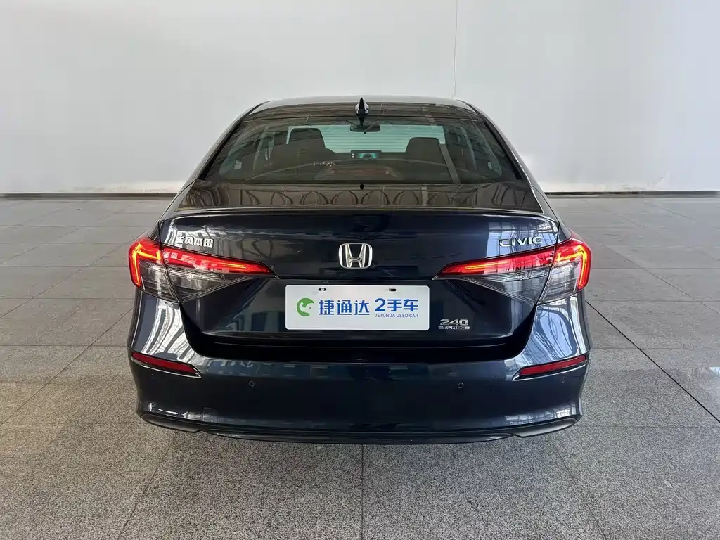 Honda Civic — миниатюра 8