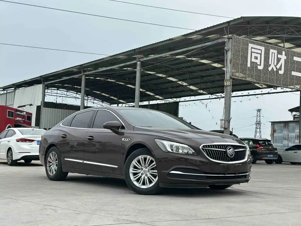 Buick LaCrosse — миниатюра 3