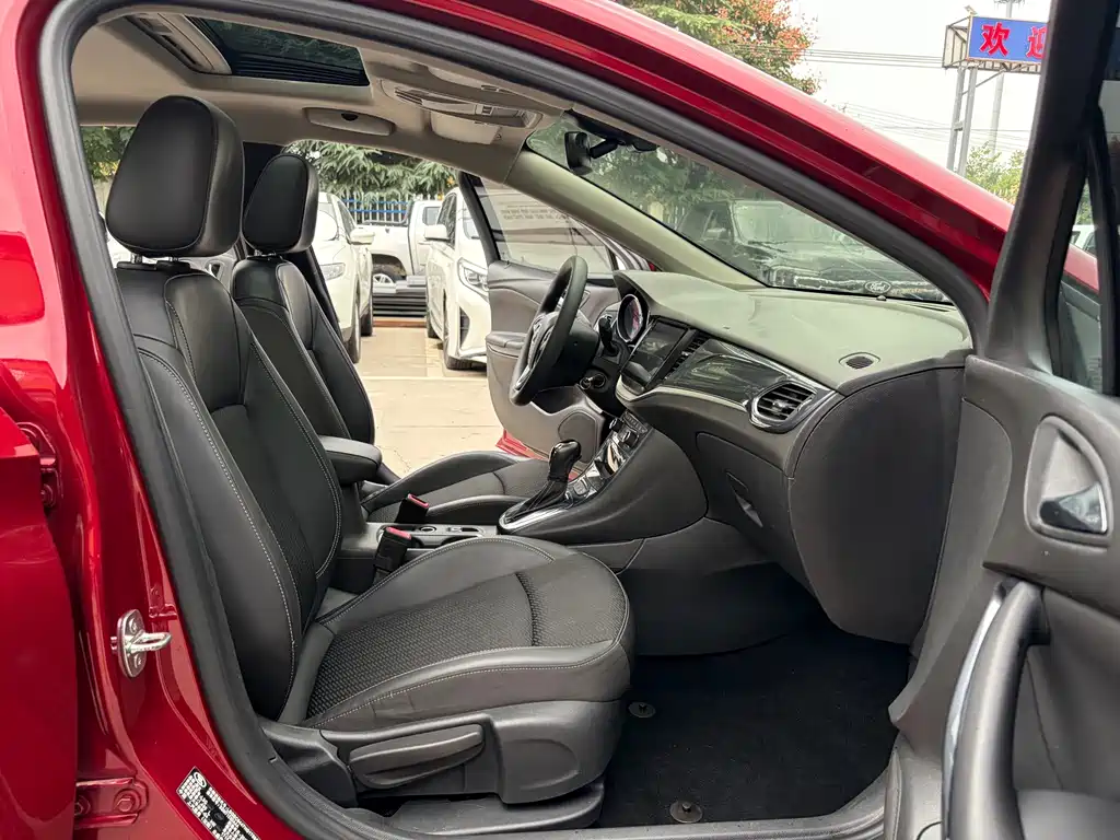 Buick Verano — миниатюра 6