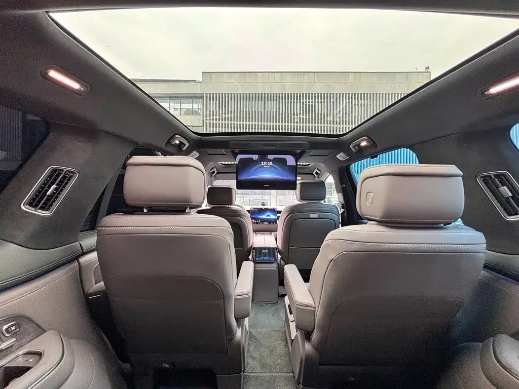 NIO ES8 — миниатюра 19