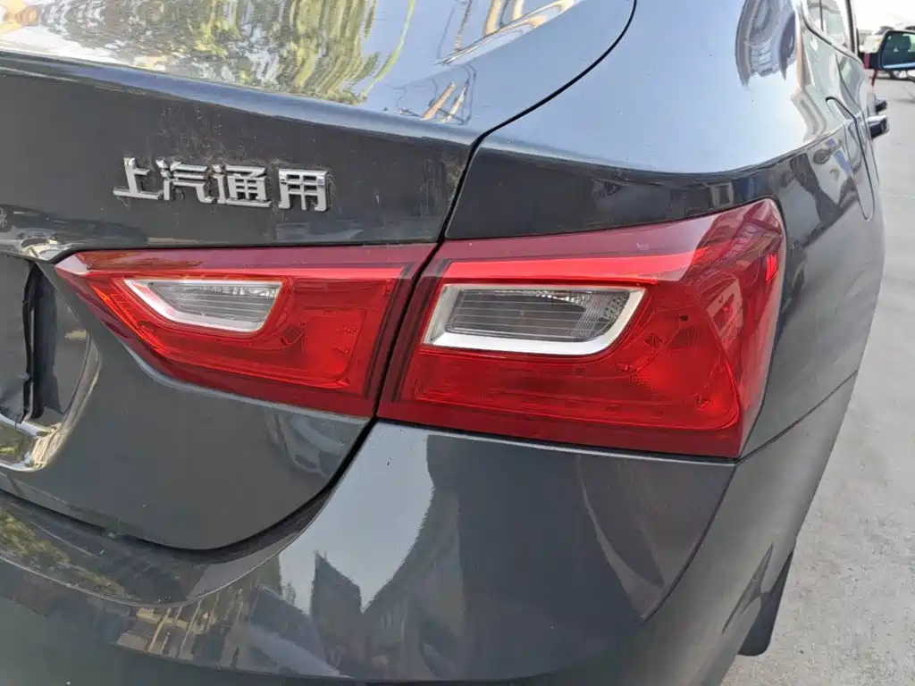 Chevrolet Malibu XL — миниатюра 8
