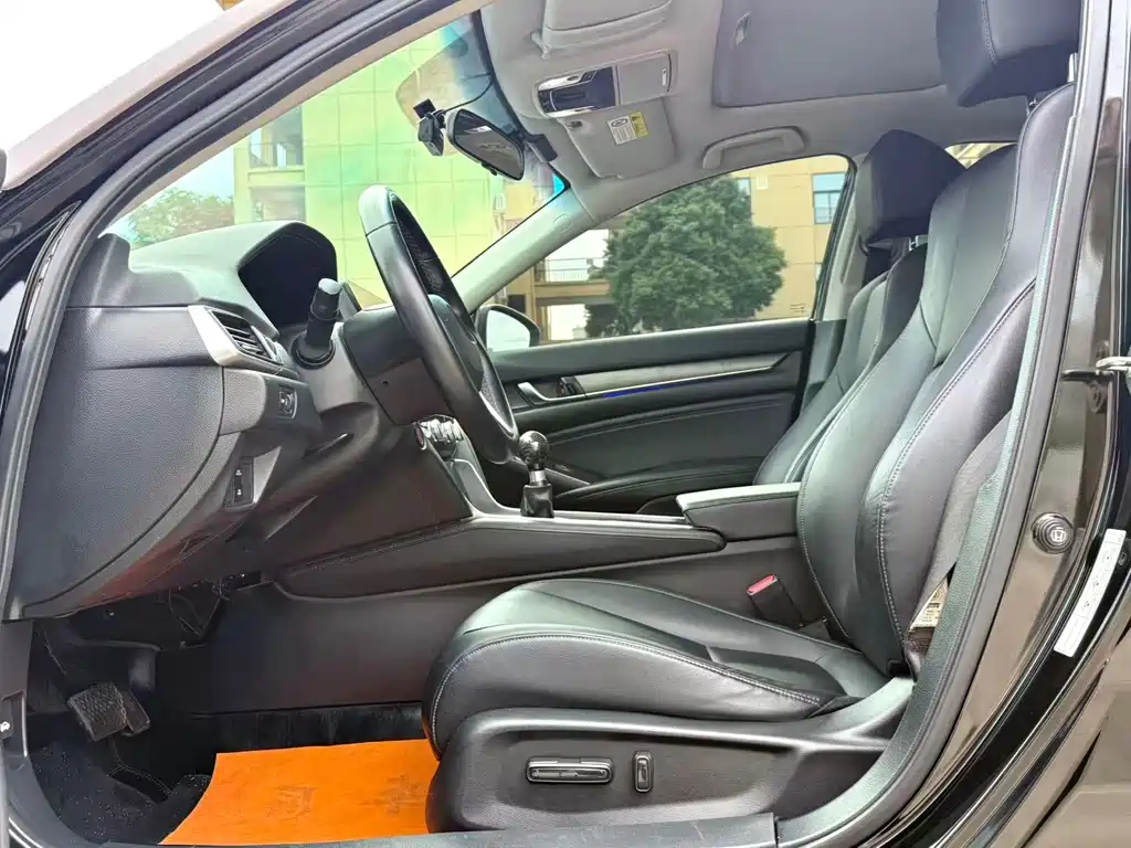 Honda Accord 2022 260TURBO Luxury