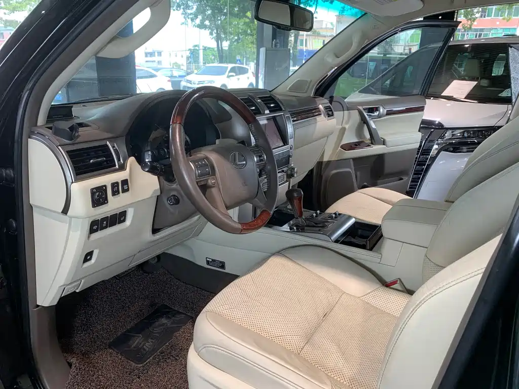 Lexus GX — миниатюра 8