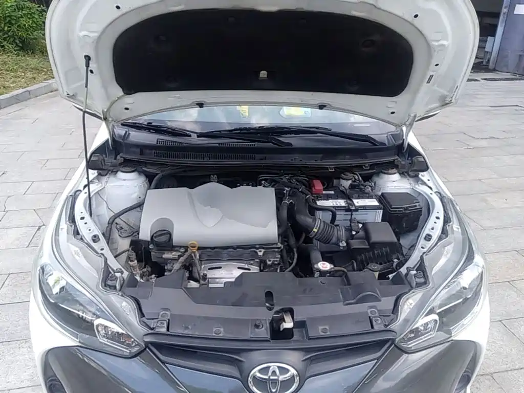 Toyota Yaris L — миниатюра 20