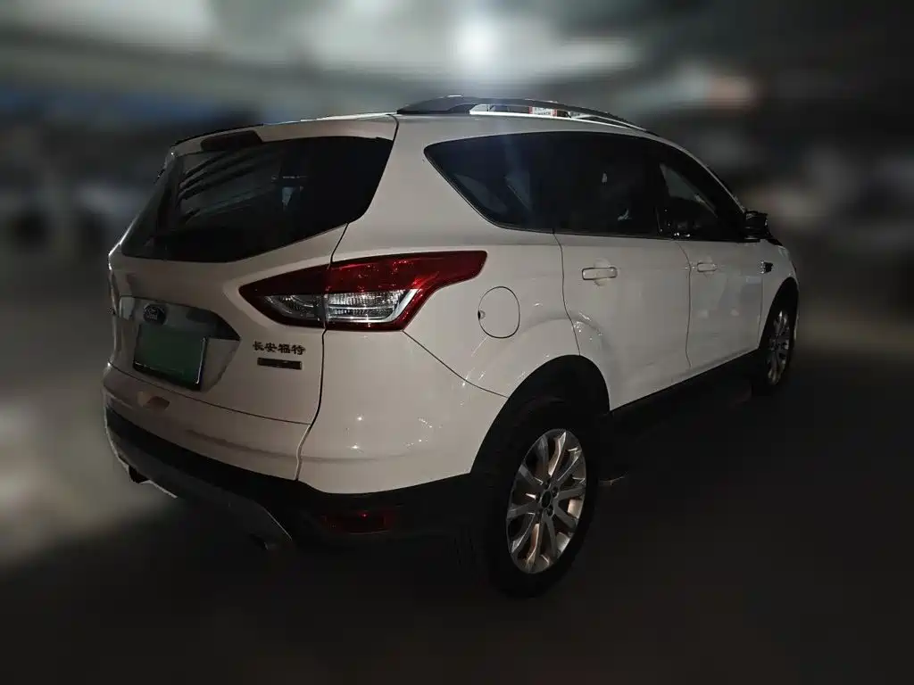Ford Kuga — миниатюра 5