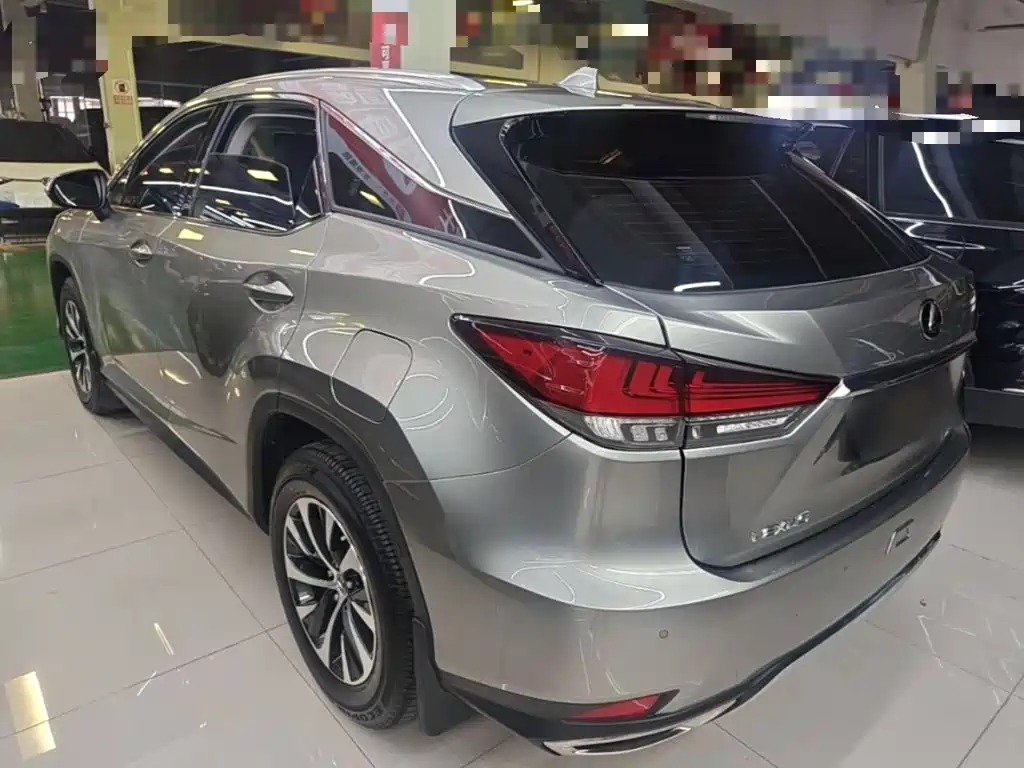 Lexus RX — миниатюра 5