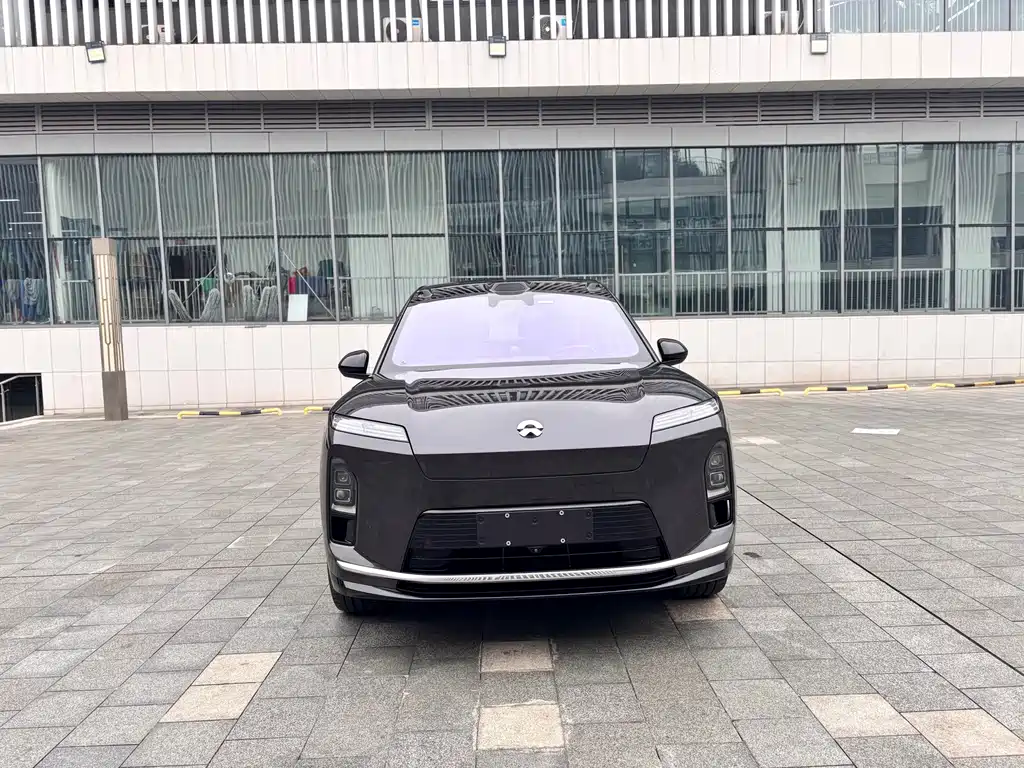NIO ES8 — миниатюра 2