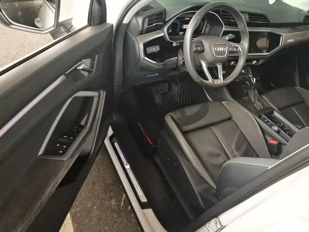 Audi Q3 Sportback — миниатюра 16