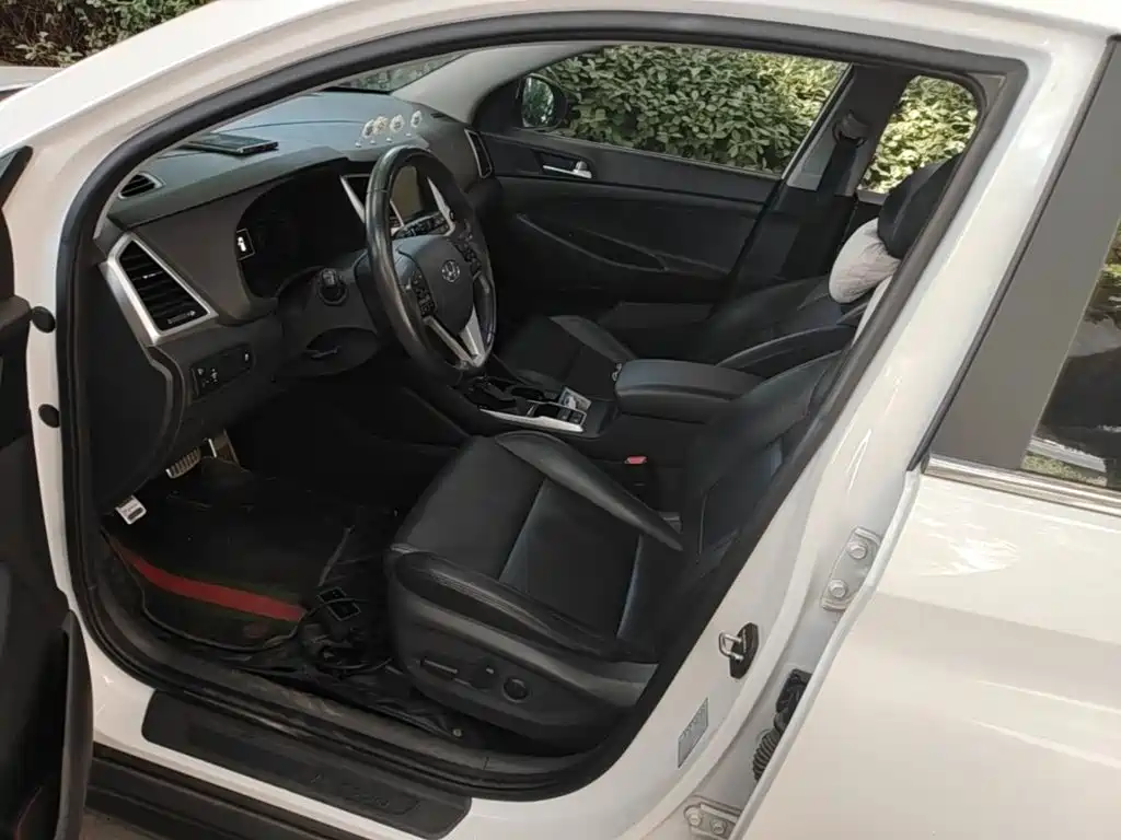Hyundai Tucson — миниатюра 15