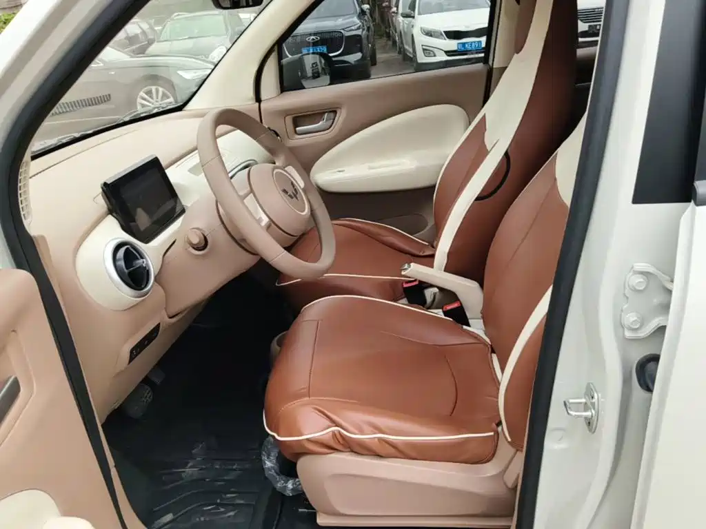 Wuling MINIEV — миниатюра 15