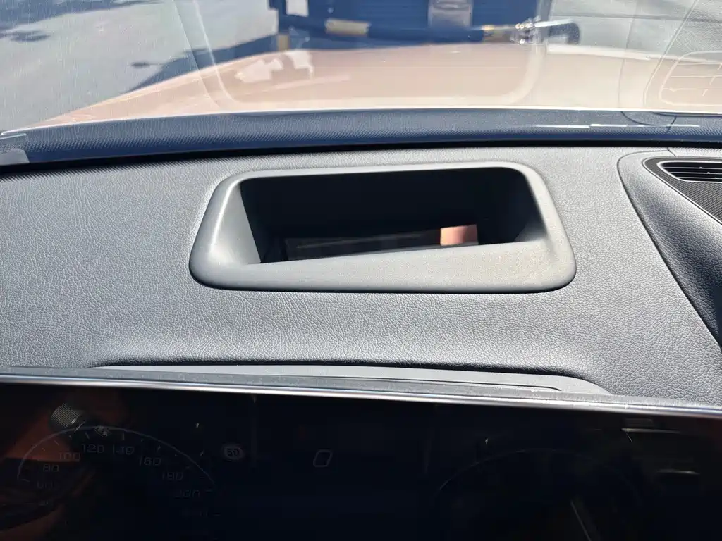 Mercedes-Benz S-Class — миниатюра 14