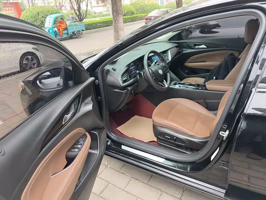 Buick Regal — миниатюра 16