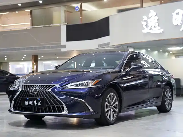 LEXUS  ES 2023