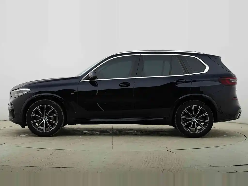 BMW X5 (Import) — миниатюра 14