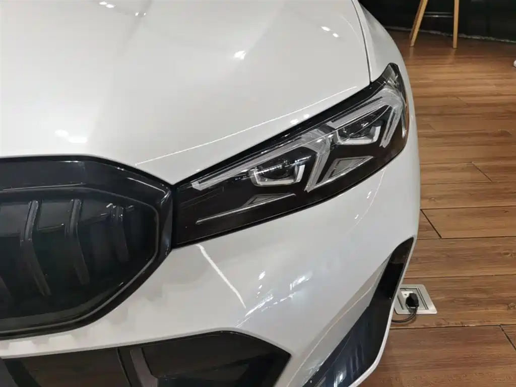 BMW 3 Series - фото 24