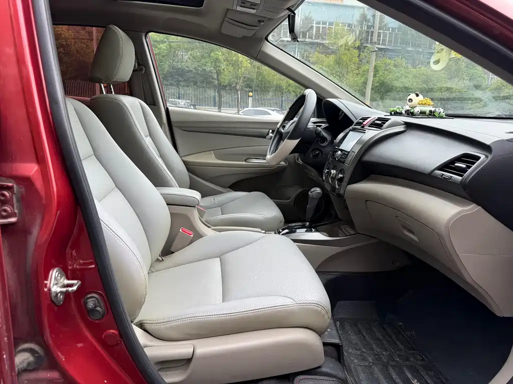 Honda City Classic — миниатюра 11