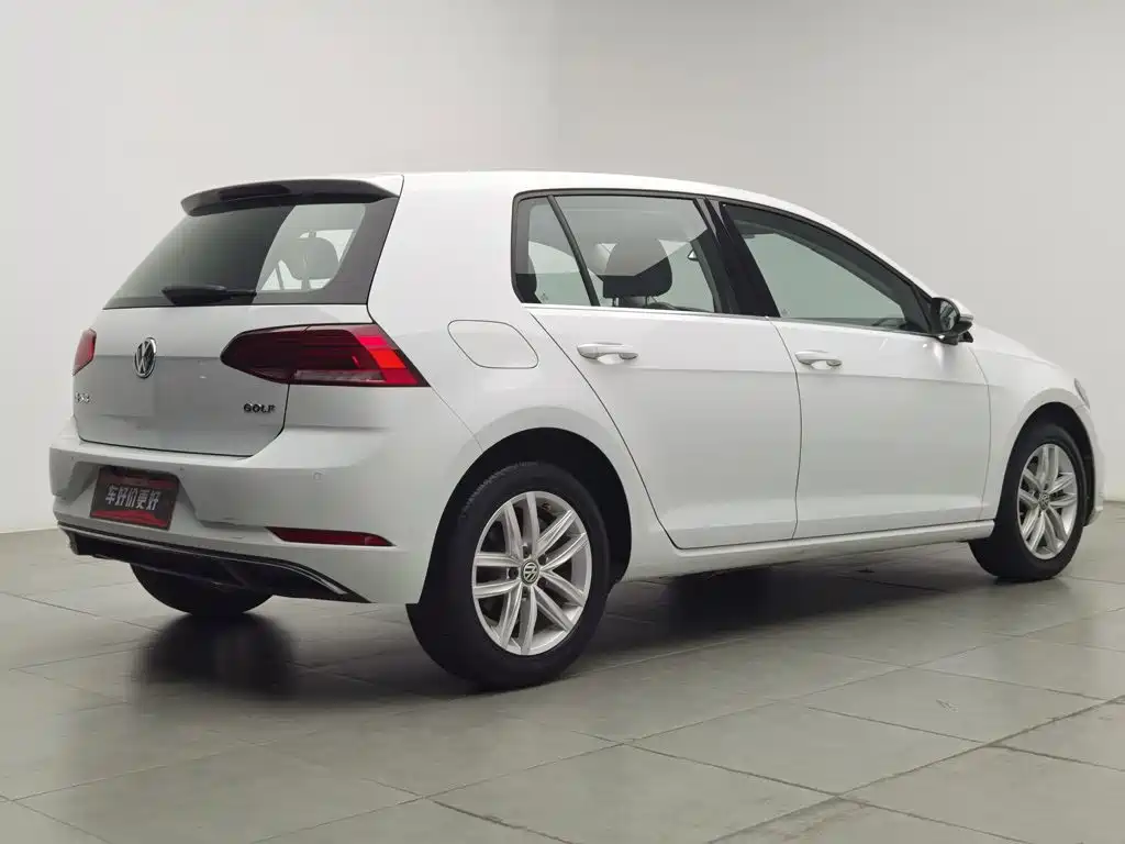 Volkswagen Golf — миниатюра 2