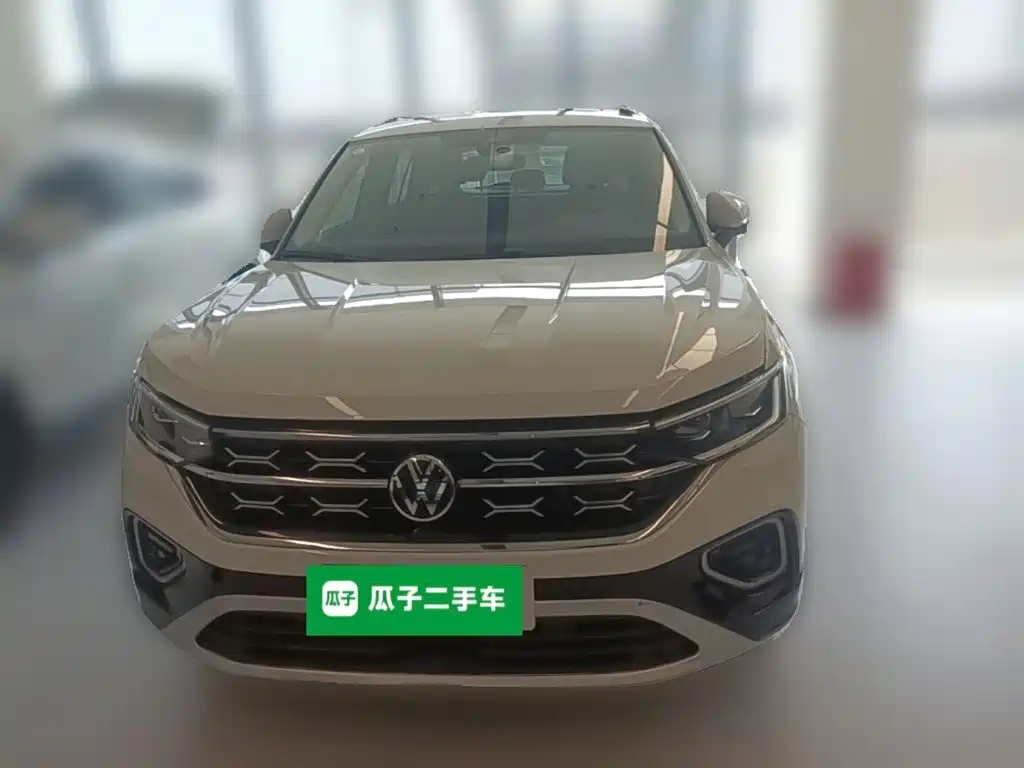 Volkswagen Tayron 2024 300TSI Luxury Plus