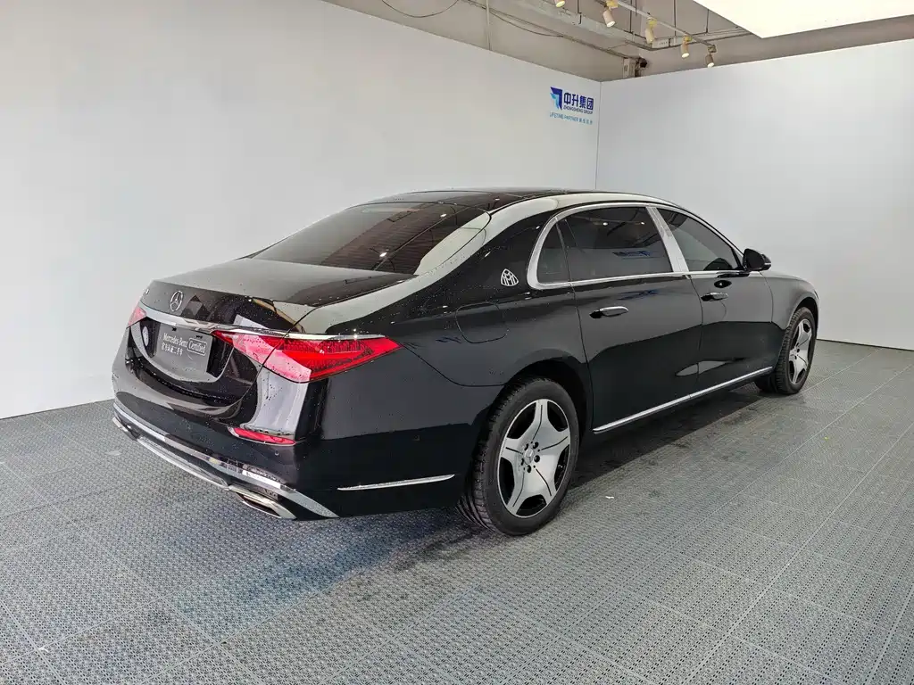 Mercedes-Benz S-Class — миниатюра 6