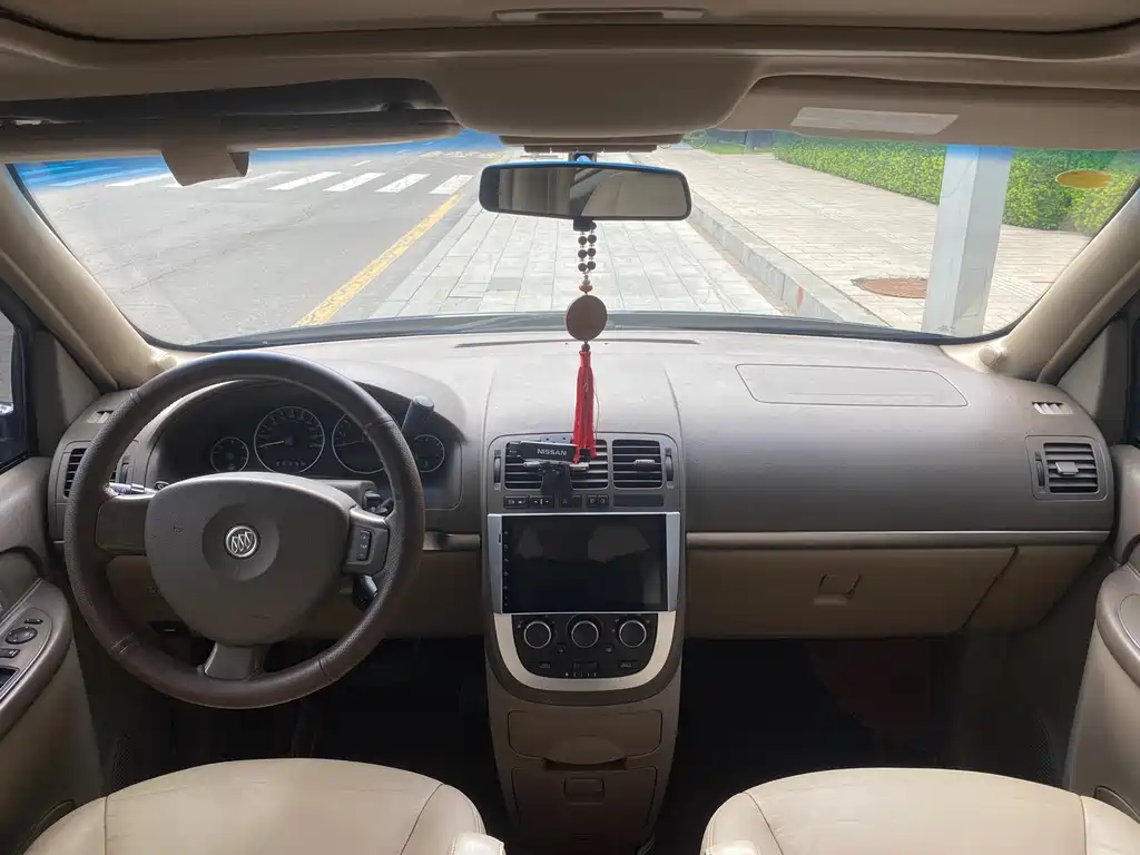Buick GL8 2013 2.4L Executive