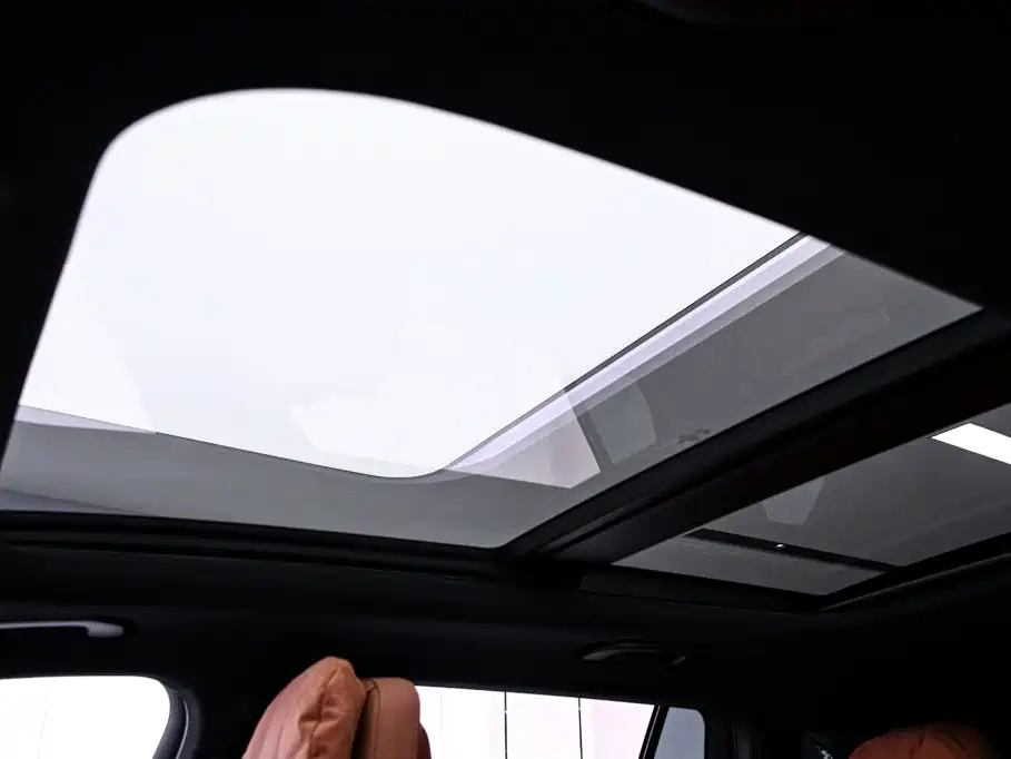 Mercedes-Benz GLC — миниатюра 11