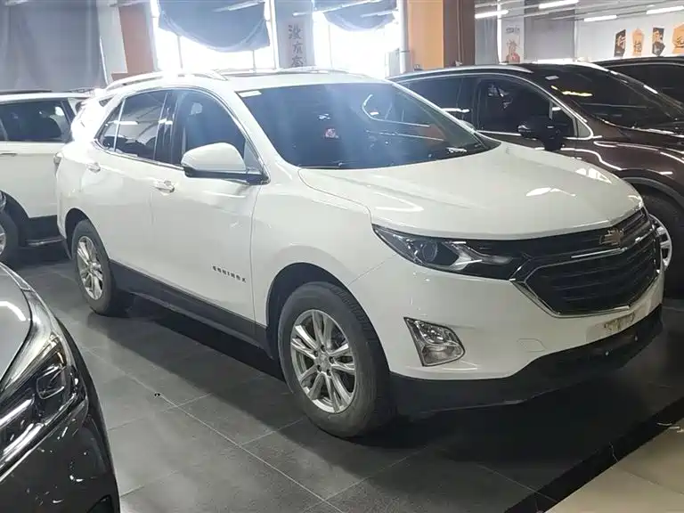 Chevrolet Equinox 2019 535T AT VI