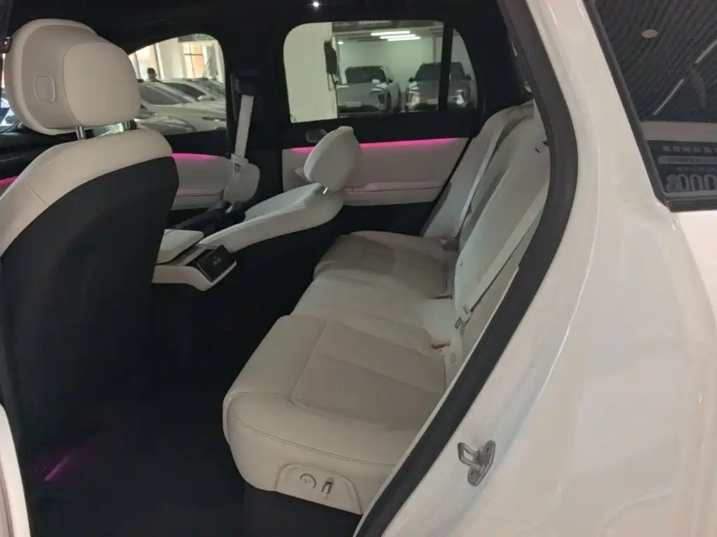 NIO ES7 — миниатюра 17