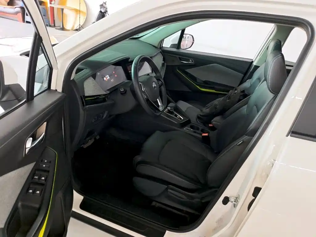 Changan New Energy E-Pro — миниатюра 16