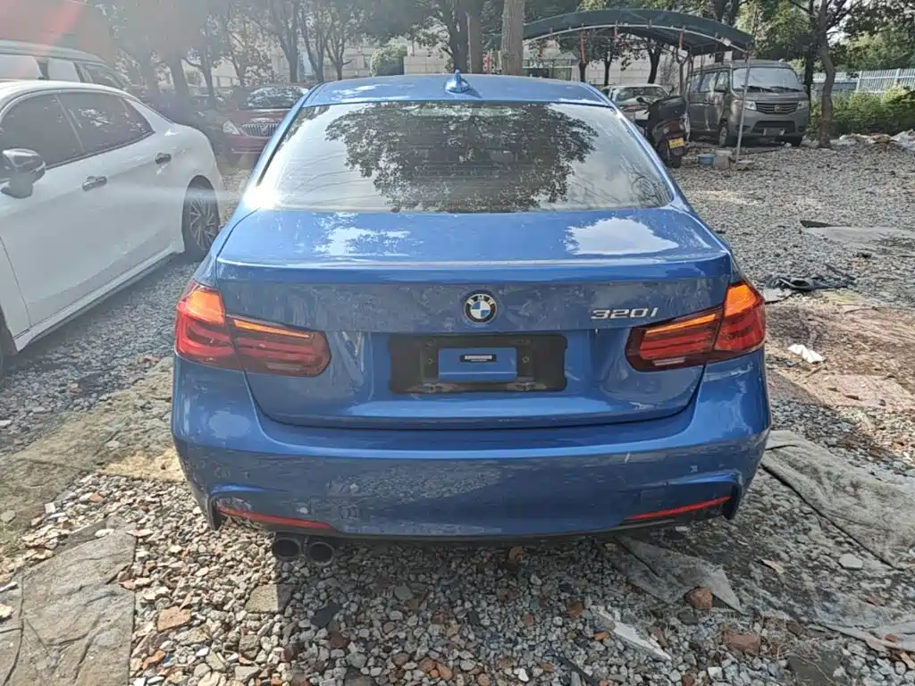BMW 3 Series — миниатюра 6