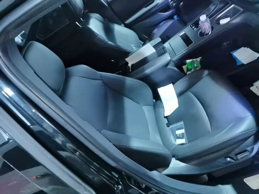Toyota Sienna — миниатюра 25