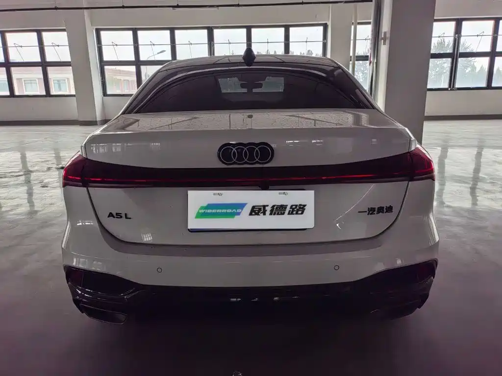 Audi A5L — миниатюра 4