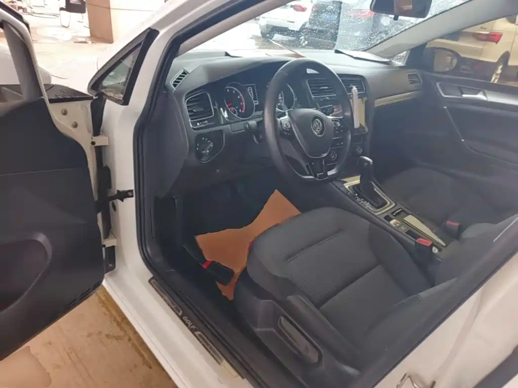 Volkswagen Golf — миниатюра 16