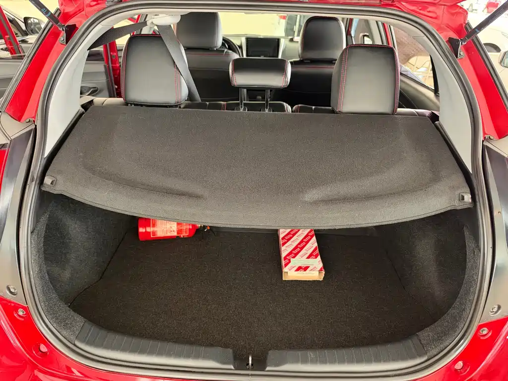 Toyota Yaris L — миниатюра 19