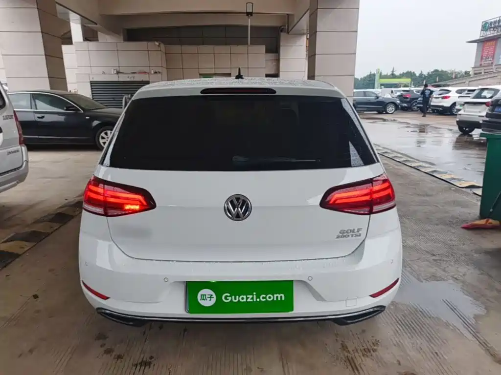 Volkswagen Golf — миниатюра 6