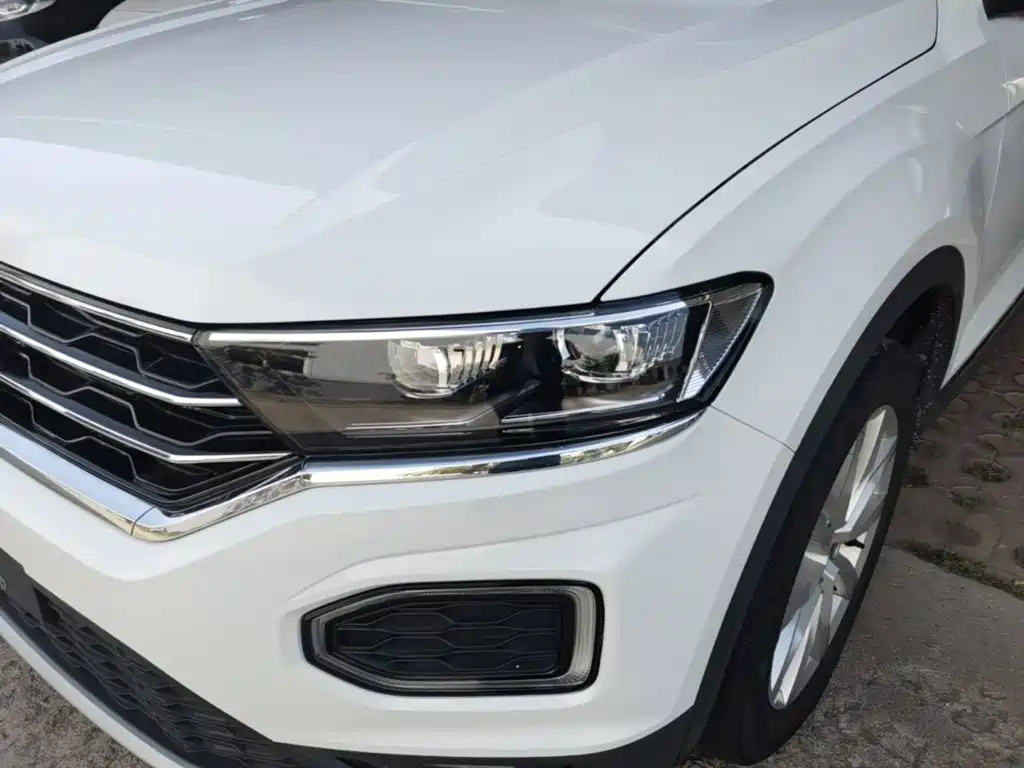 Volkswagen T-Roc — миниатюра 24
