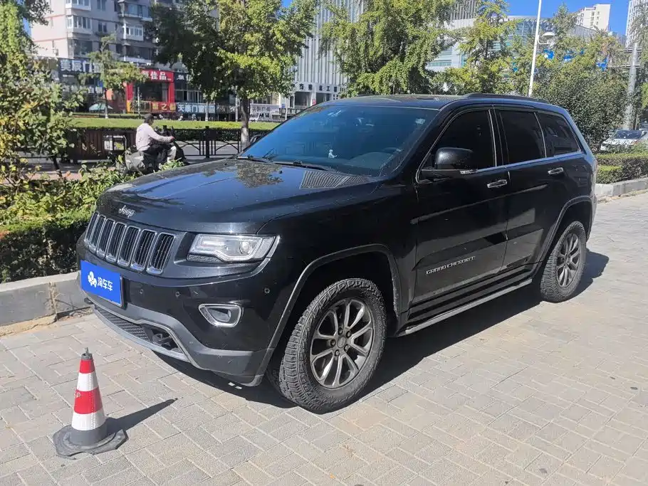 Jeep Grand Cherokee (Import)