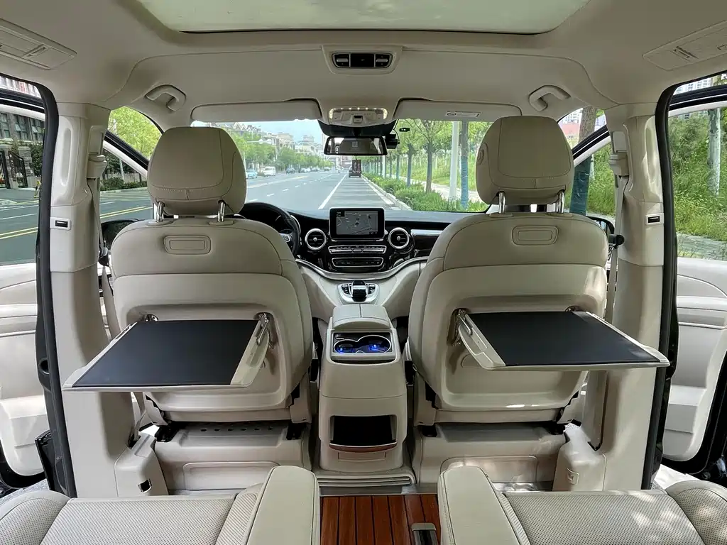 Mercedes-Benz V-Class — миниатюра 18
