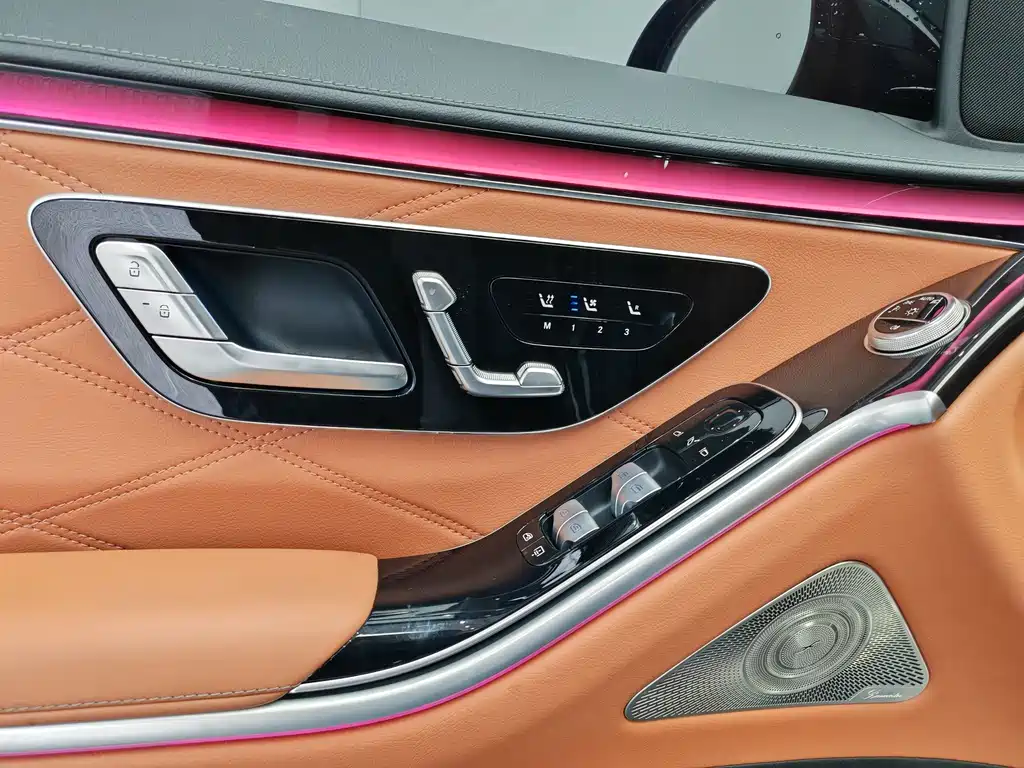 Mercedes-Benz S-Class — миниатюра 18