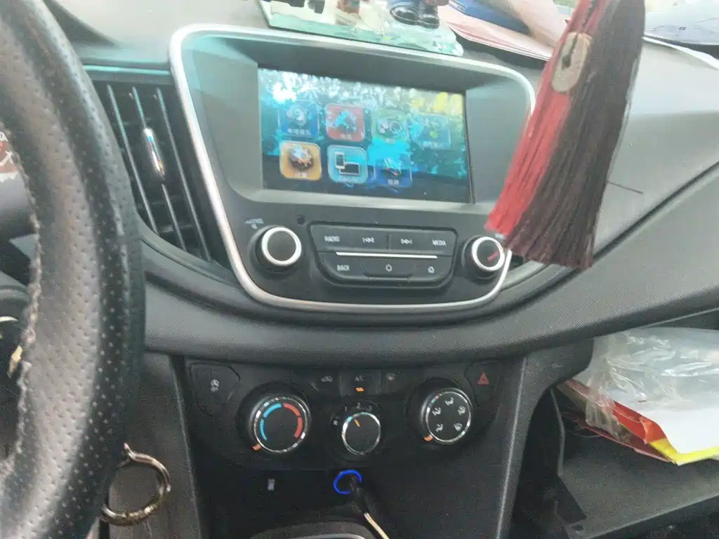Chevrolet Cavalier — миниатюра 14