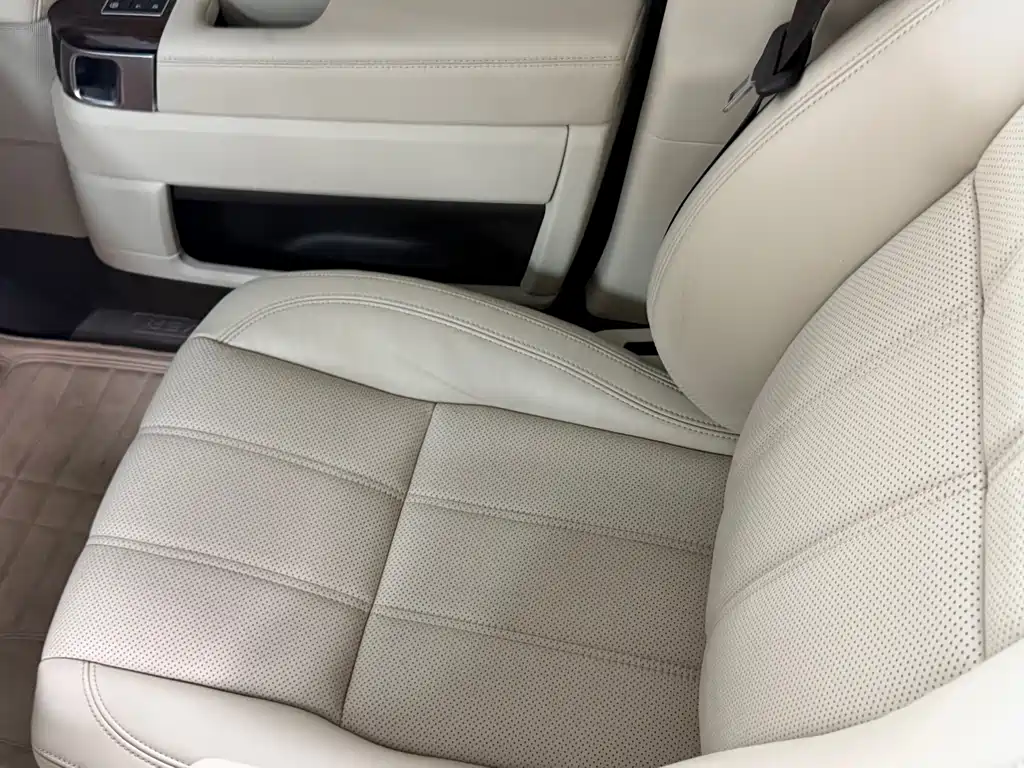 Land Rover Range Rover — миниатюра 11