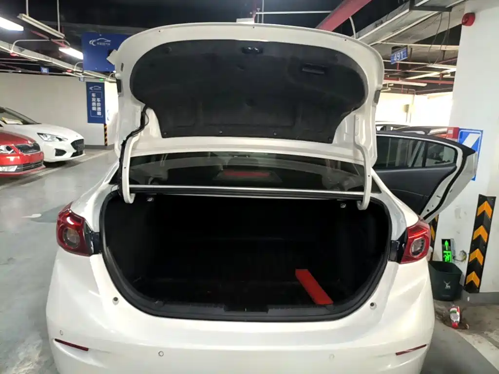 Mazda 3 Axela — миниатюра 19